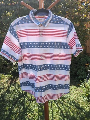 Free Planet XLarge  Stars & Stripes Cadual Shirt Men's Short Sleeve Summer 