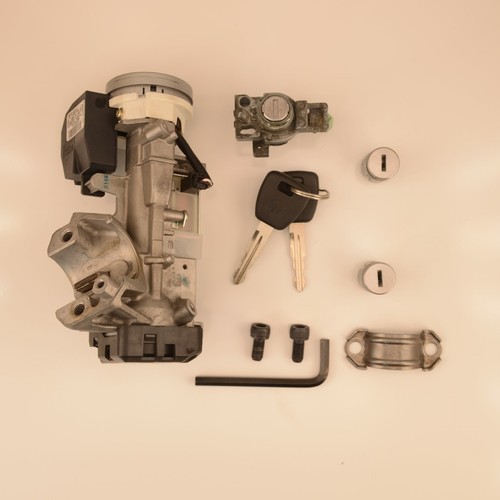 20042006 Acura TL Ignition Lock Keys Door Glove Box Locks Auto Trans Only eBay