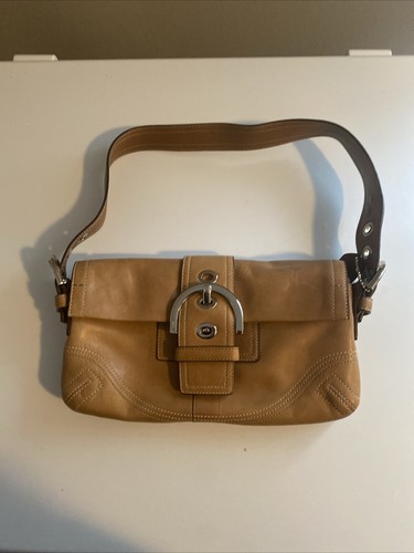 Bolso de Hombro Coach Cuero Solapa Hobo Camel Marrón Sólido Usado