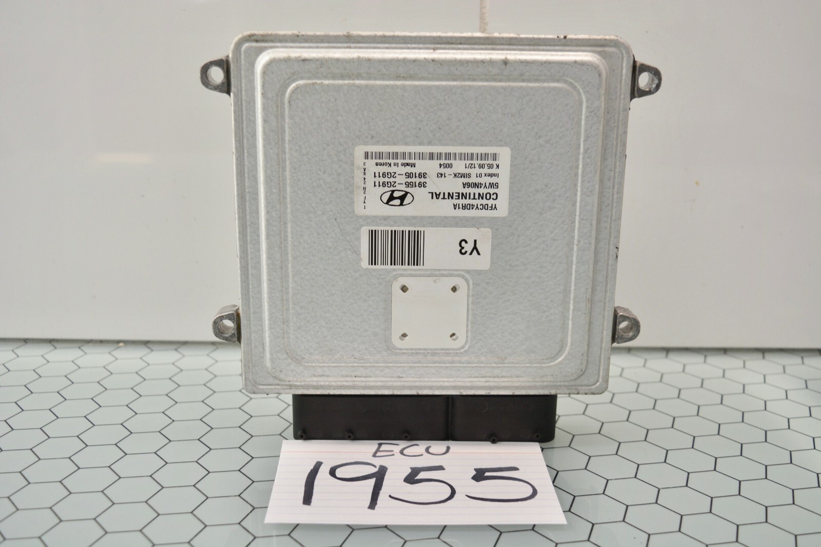 10 11 12 13 14 15 Hyundai Sonata #1955 Engine Computer ECM ECU 39155-2G911