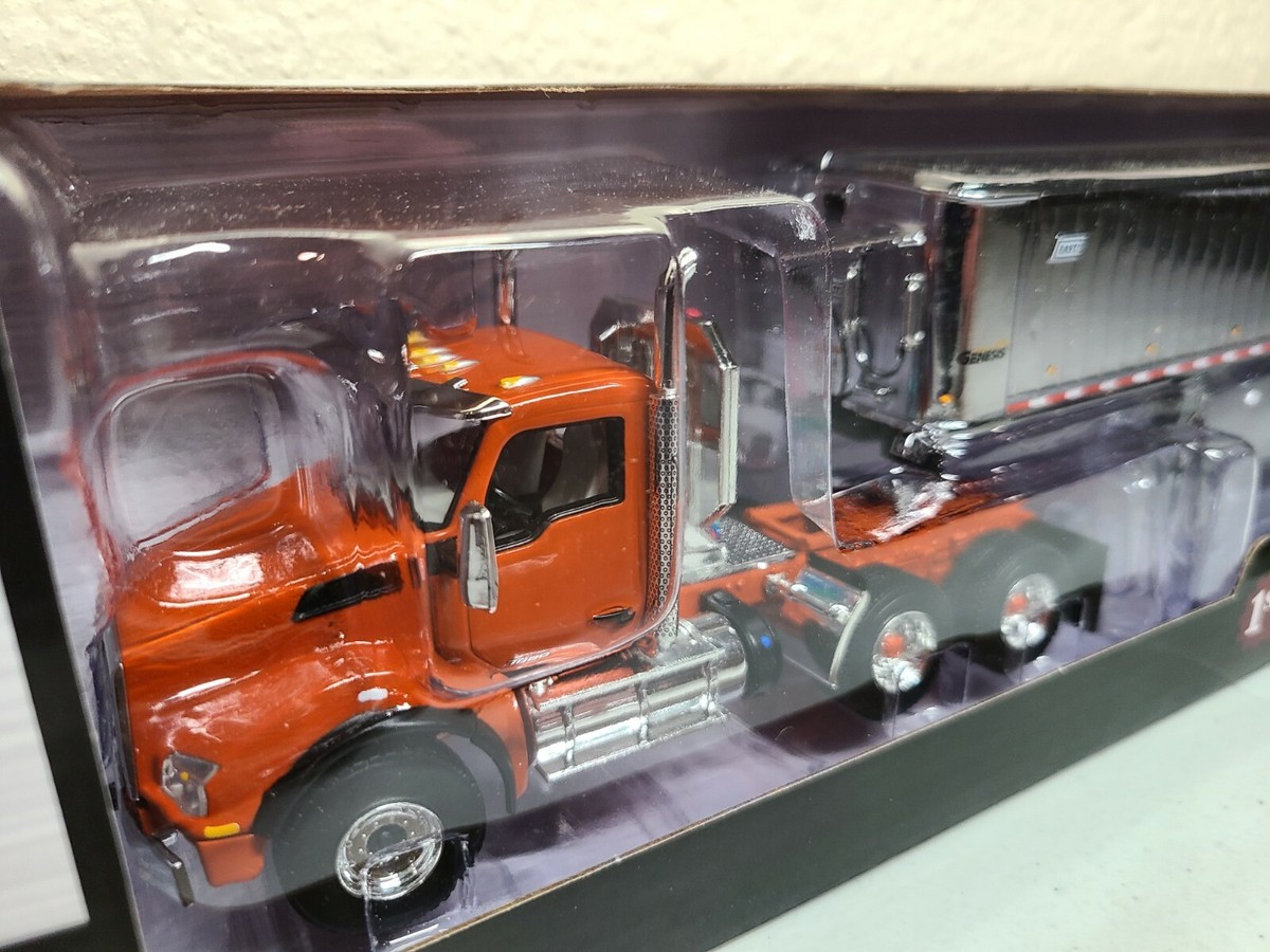 Kenworth T880 East End Dump - Orange/Chrome - First Gear 1:50