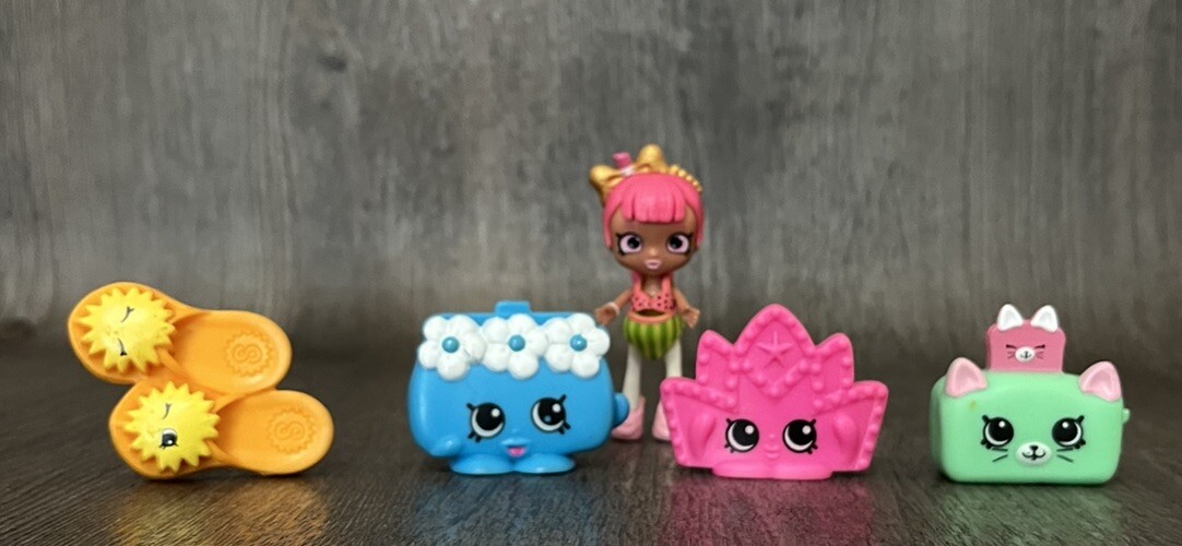 McDonald’s Shopkins Happy Meal Toys Lot Pink Tiara Moose Carrie Flip Flop + Doll