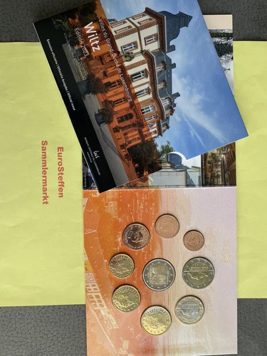 Luxembourg 2023 Circulated Coin Set 5.88 Euro with 2 € House of Representatives in Photo Minting, 2500 Pieces!