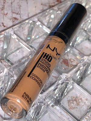 NYX NUTMEG Dark Tan with Yellow Undertones HD Photogenic Concealer *SHIPS FAST*