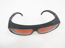 THORLABS LG10 CERTIFIED LASER SAFETY GLASSES AMBER LENSES 35% VISIBLE LIGHT - O