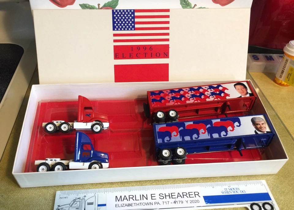JUEGO DE ELECCIONES 1996 BOB DOLE & JACK KEMP BILL CLINTON & AL GORE WINROSS CAMIÓN Foto 2 de 4