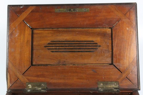 Victorian Maritime / Sailor Made Inlaid Sewing Box c.1850 - Picture 8 of 9