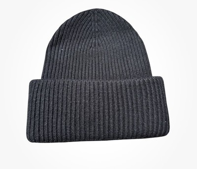 Authentic new Chanel Blue Knit Beanie Hat with Logo CC in white