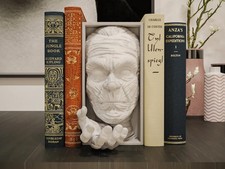 The Mummy Book Nook - Classic Horror Bookshelf Decor
