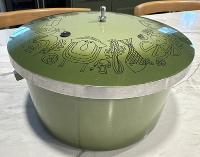 #ad VTG Presto Deluxe Avocado Green Farm Animal Pressure Cooker 4 Qt MCM EUC Retro $54.87