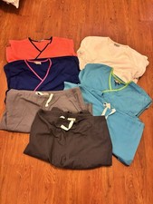 Urbane Scrubs Lot 4 Tops and 3 Pants Size Small