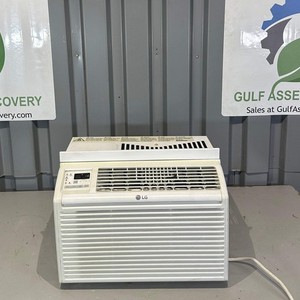 LG LW6017R Window Air Conditioner w/o Remote, 115V, 6000 Btu (Used)