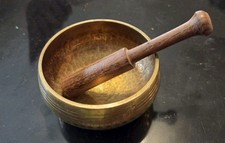 Tibetan Singing Brass Bowl Sound Therapy 3 5/8 in Diameter w/ Wooden Mallet Yoga