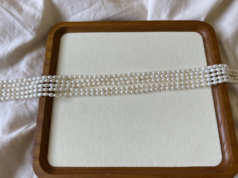 Natural FreshWater Pearl Rice Shape Beads Size 4-5mm 15'' Strand - Image 3 of 3