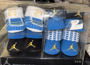 NIKE Newborn Infant Booties Black/blue/White Socks 4 Pack 0-6 Months Jump Man 
