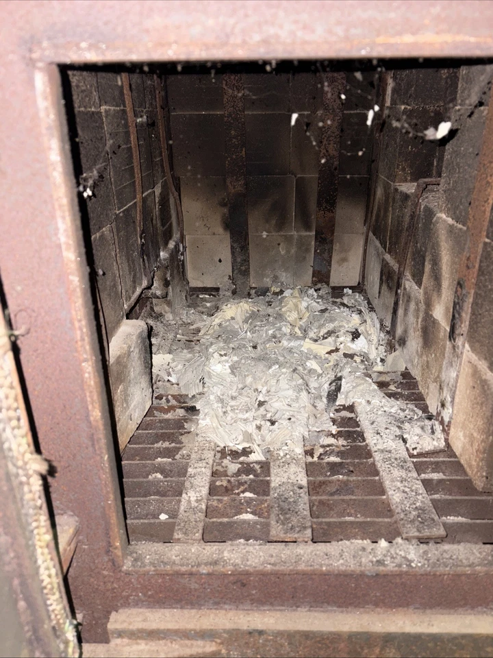 Estufa de leña  Foto 3 de 4