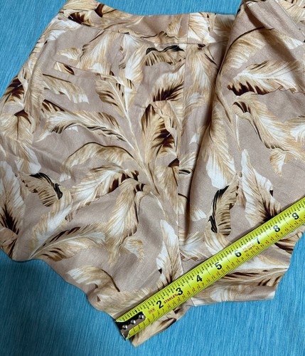 NWT L'agence Women Size 6 Beige Vittoria Leaf Print High Rise Linen Short - Picture 15 of 16