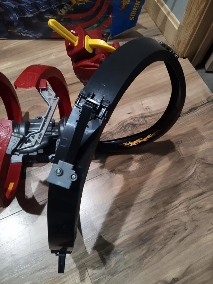 Hot Wheels Serpent Cyclone Playset Spiral Track - Image 4 of 4