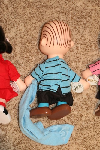 KNOTTS BERRY FARM PEANUTS VINYL FIGURINES (6) NEW !!!!!!!!! - Picture 13 of 14