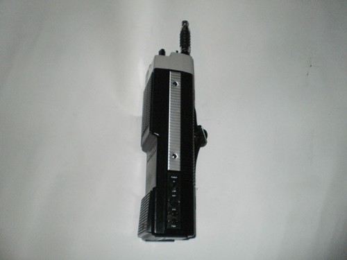 Vtg Realistic TRC-210 5 Watt 40 Channel Citizens Band Transceiver & Case Parts - Zdjęcie 4 z 8