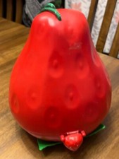 VINTAGE 1980 STRAWBERRY SHORTCAKE DOLL CARRY CASE KENNER TOY