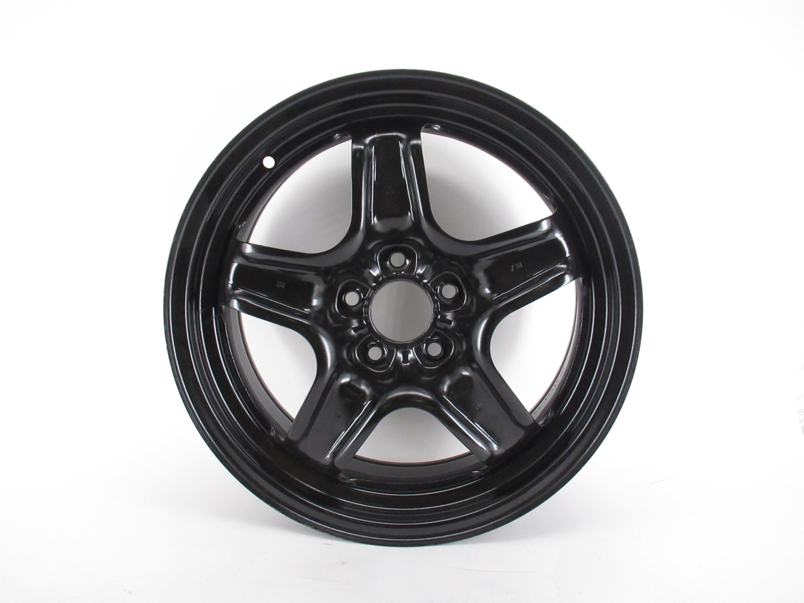 Genuine OEM GM Chevy Pontiac Saturn 9597624 Steel Wheel 17