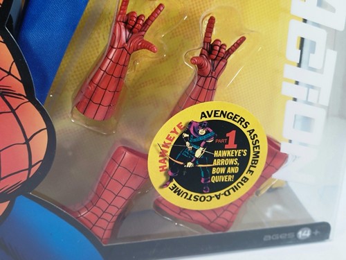 SPIDER-MAN CAPTAIN ACTION DELUXE 1/6 UNIFORM & EQUIPMENT 2011 ROUND 2 UNOPENED - Picture 6 of 24