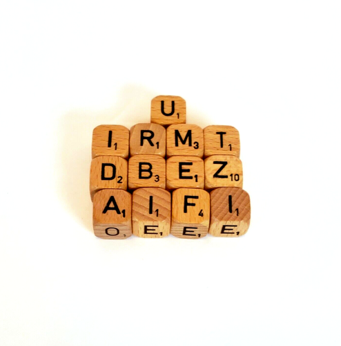 Scrabble Crossword Cubes 13 CUBES ONLY Selchow & Righter 1976 -Vintage D - Picture 2 of 2