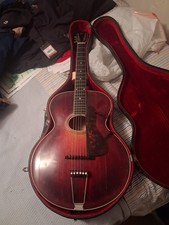 Gibson The Gibson Mandolin-Guitar Series 6-String Archtop Acoustic Case
