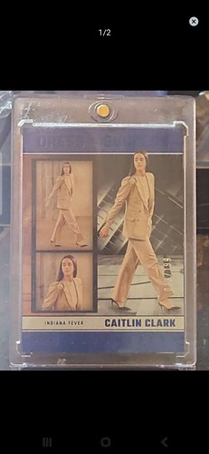 Caitlin Clark [Blue] #99 2025 Panini Caitlin Clark Chronicled card