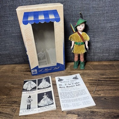 Vintage 7.5  A Marcie Doll #855 Robin Hood With Original Box