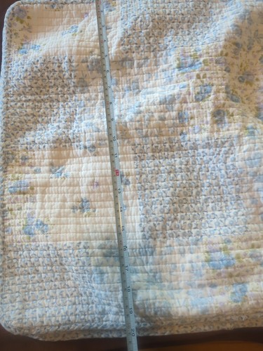 Pr Laura Ashley Patchwork Blue White Floral 2 Pillow Shams King Cottage Country - Picture 7 of 7