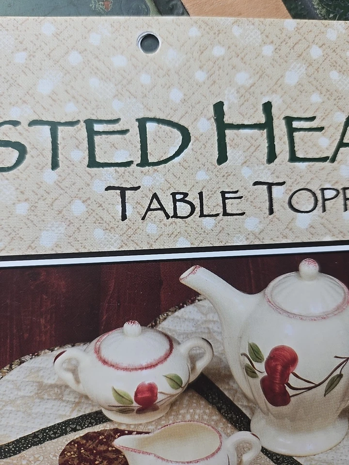 Thimbleberries Frosted Heart Patt MG 91129 Table Toppers Sewing Lynette Jensen - Image 3 of 4