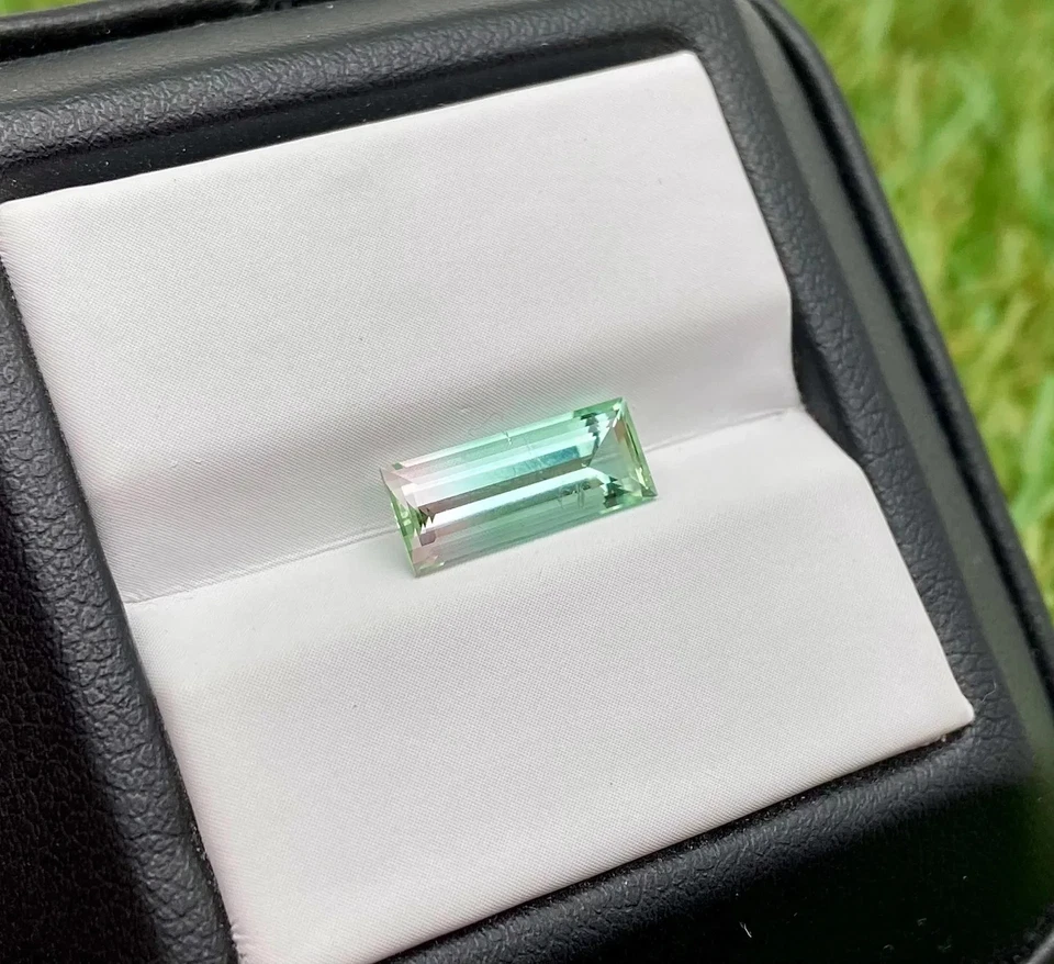 1.95 Ct., Tourmaline natural gemstone, rectangle cut, Origin Nigeria - Image 2 of 4