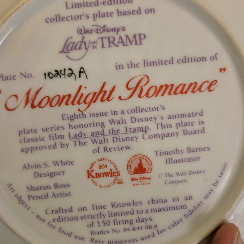 Plato coleccionable Disney Lady and the Tramp Foto 2 de 2