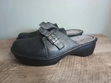 Naot Avignon Clogs Womens 38 US 7-7.5 Nubuck Gray Buckle Mules Comfort Fall