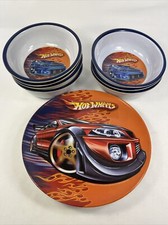 Hot Wheels Home Presence 2006 7 Bowls and 6 Plates smaller for display