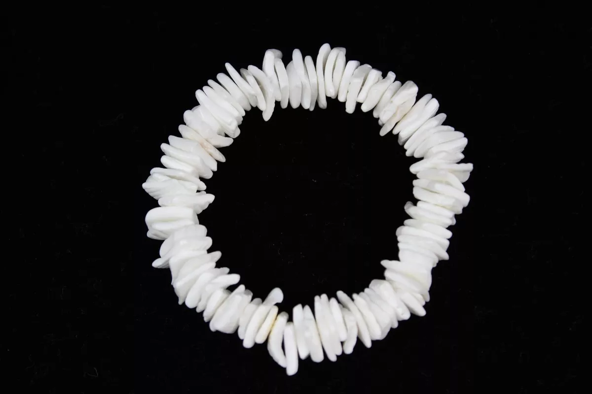 White puka on sale shell bracelet