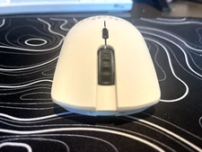 Glorious PC Gaming Race Model D- 67g White Wireless GLO-MS-DMW-MW