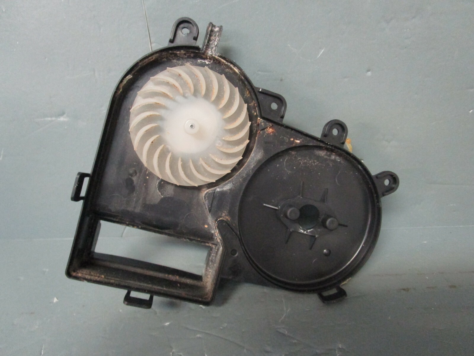 Samsung Dishwasher Vent Motor Assembly, Black (120V, 60Hz) DD6100302A