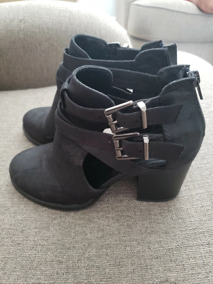 Women Black Party Casual 3 "Heel Shoes Size 7 Soda Girls Stylish New - Image 3 of 4