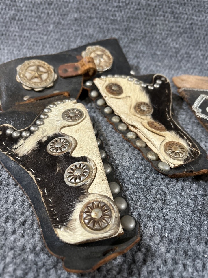 Vintage Child's Leather Toy Gun Double Holster Belt Two Holster Star