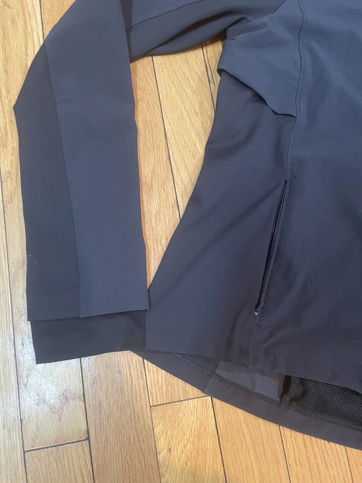 Brooks Women's Fusion Hybrid Running Jacket Black Size L NWT - Image 3 of 4