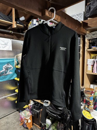Pas Normal Studios Men’s Escapism Performance Fleece Zip Large - Black - Picture 1 of 4