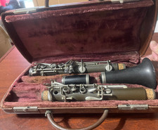 VINTAGE CLARINET PAN AMERICAN DIV. C.G. CONN. USA 118336 IN ORIGINAL CASE