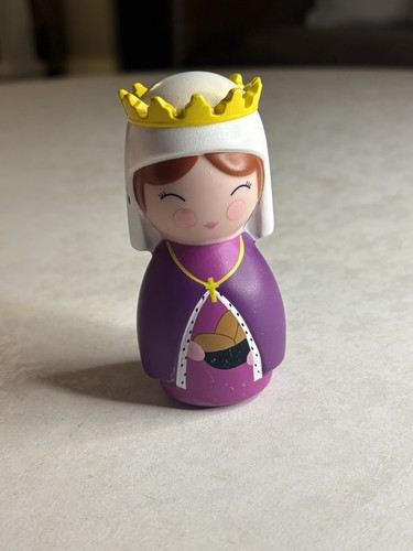 Saint Elizabeth of Hungary Shining Light Doll Purple Crown Collectible Sold Out
