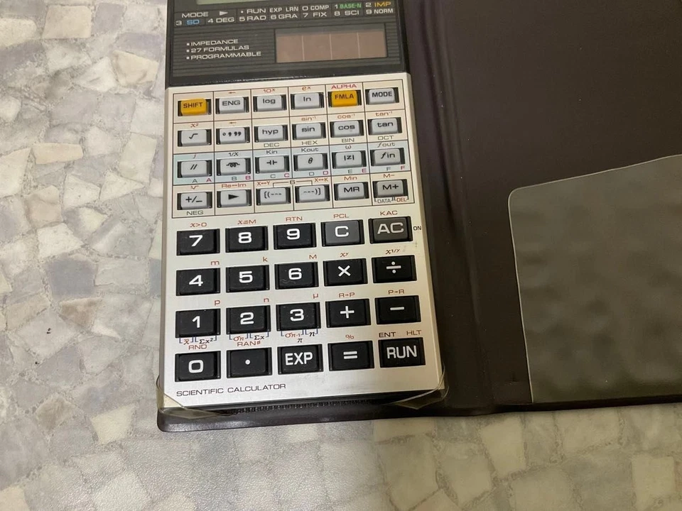 CASIO fx-61F Scientific Calculator Vintage Programmable Model Japan with Cover - Image 4 of 4