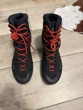 Arc’teryx Acrux Lt gortex boots
