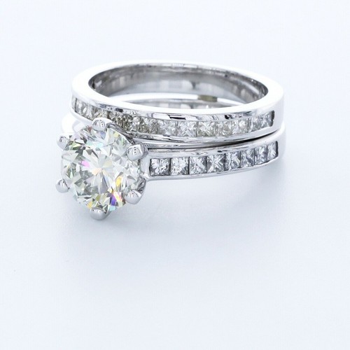 4.5CTW LAB DIAMONDS K/SI1 ROUND CUT 18K GOLD 6-PRONG CLASSIC SIDE-STONE RING SET - Picture 2 of 7