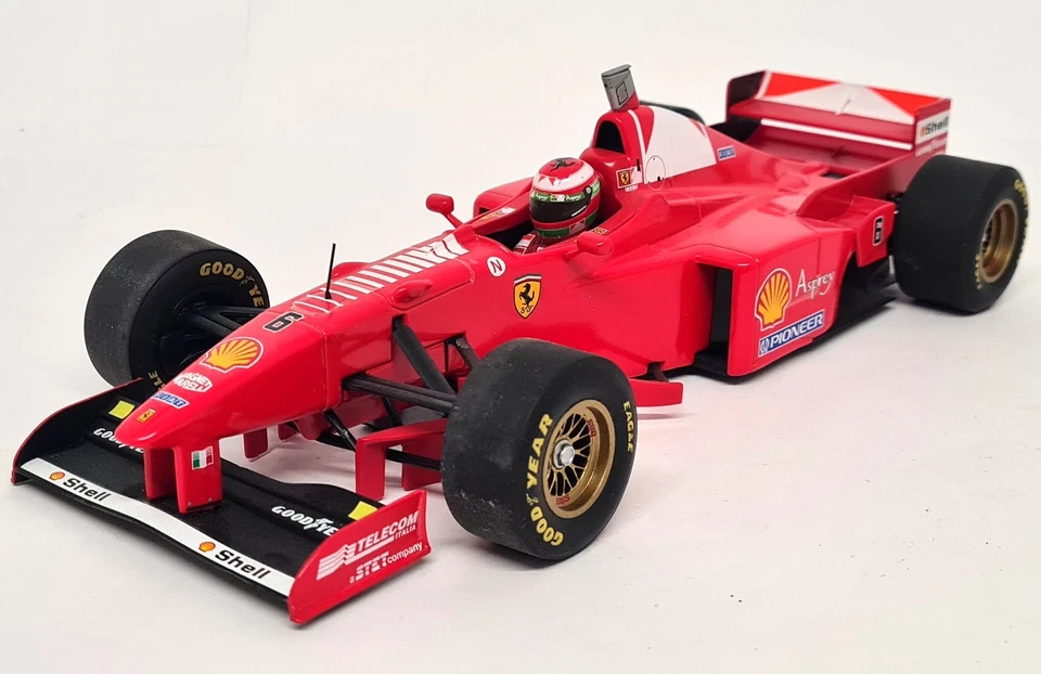 Minichamps 1/18 - Ferrari F 310B Eddie Irvine #6 Diecast F1 Scale Model Car - Image 4 of 4